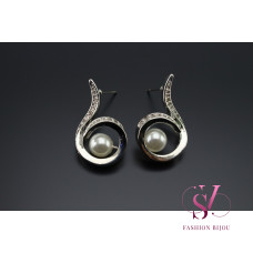 Сережки в стилі fashion Сережки в стилі fashion