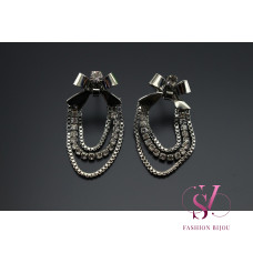 Сережки в стилі fashion