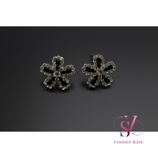 Сережки в стилі fashion
