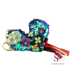 Брелок голубое сердце в цветах Брелок голубое сердце в цветах